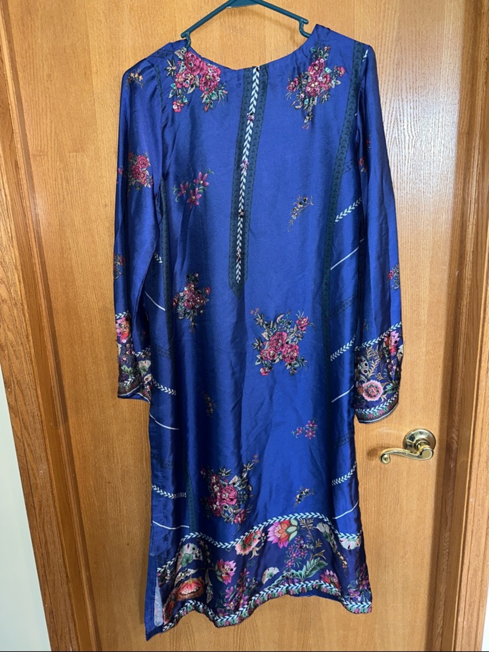 Pakistani blue shalwar kameez